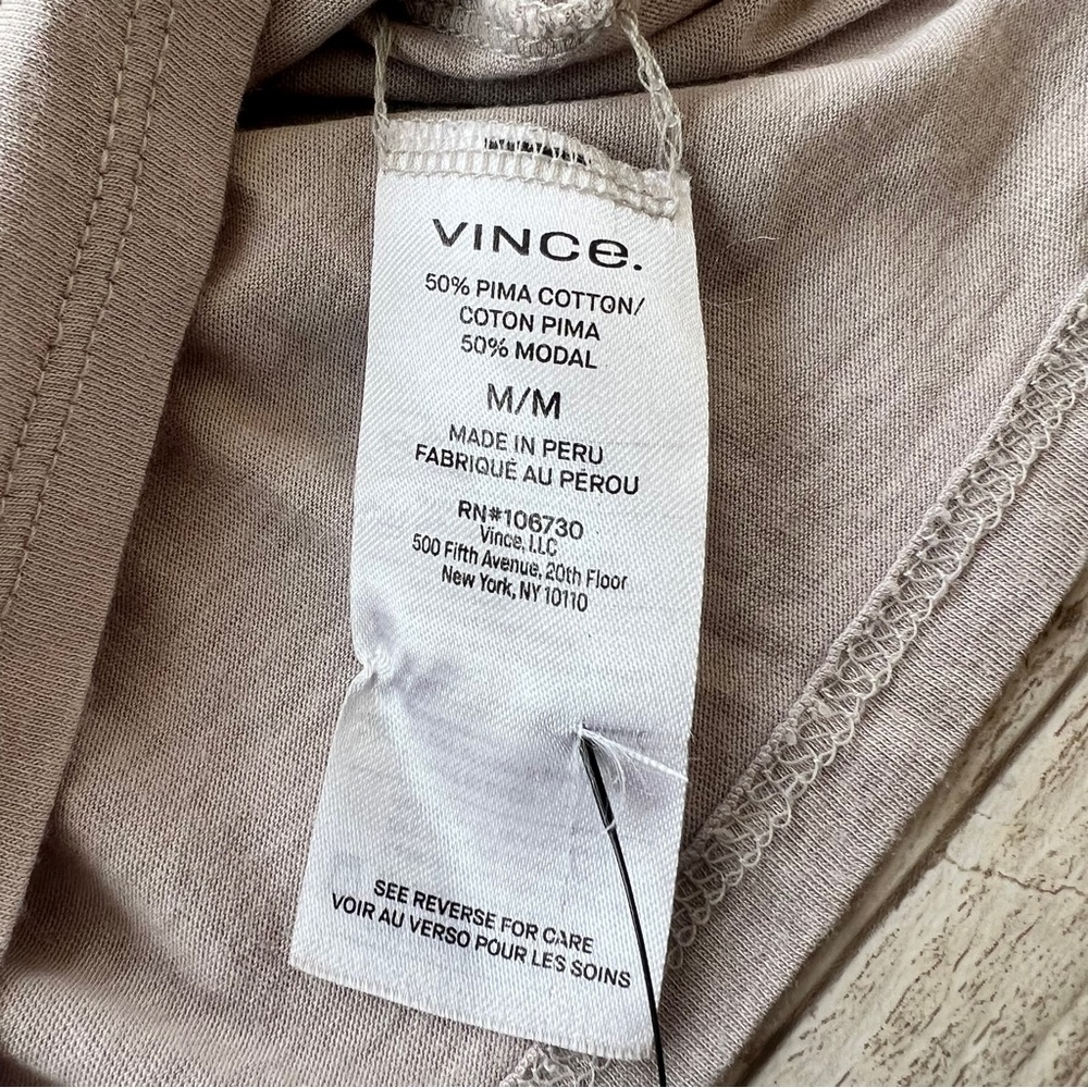 VINCE Essential Light Gray Pima Cotton Crew Neck T-Shirt Size M Short Sleeve - Picture 7 of 16